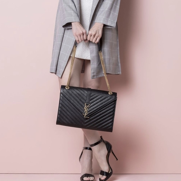 MSRP $3,200 Like New! YSL SAINT LAURENT ENVELOPE LARGE MATELASSÉ GRAIN DE POUDR - Picture 2 of 16